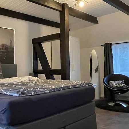 Fachwerkhaus Mit 2 Getrennten Schlafzimmern, Wohnzimmer Und Kueche Bückeburg Екстериор снимка